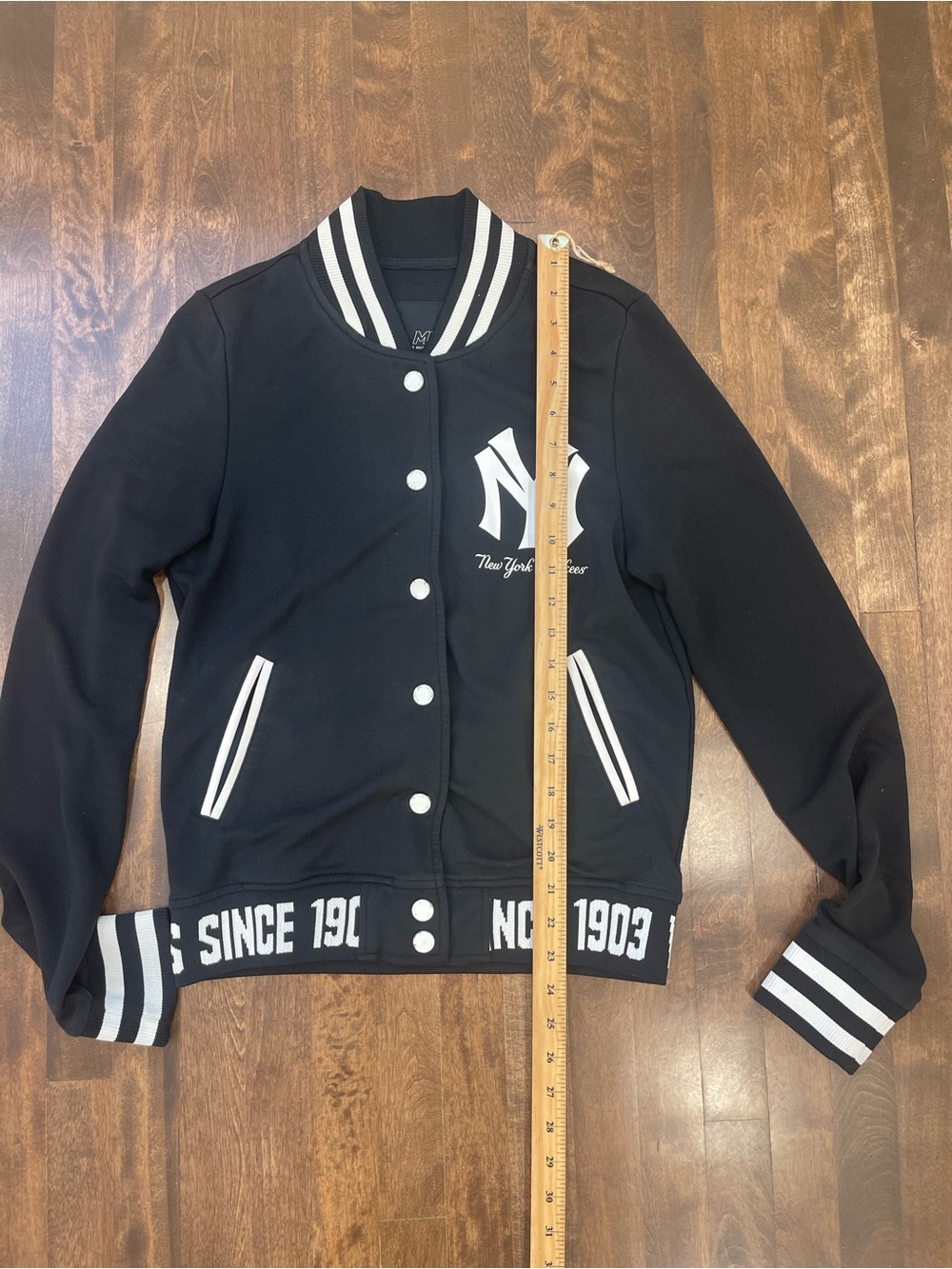 MLB black and White Varsity Button-Up Jacket - New York Yankees - Picture 11 of 12
